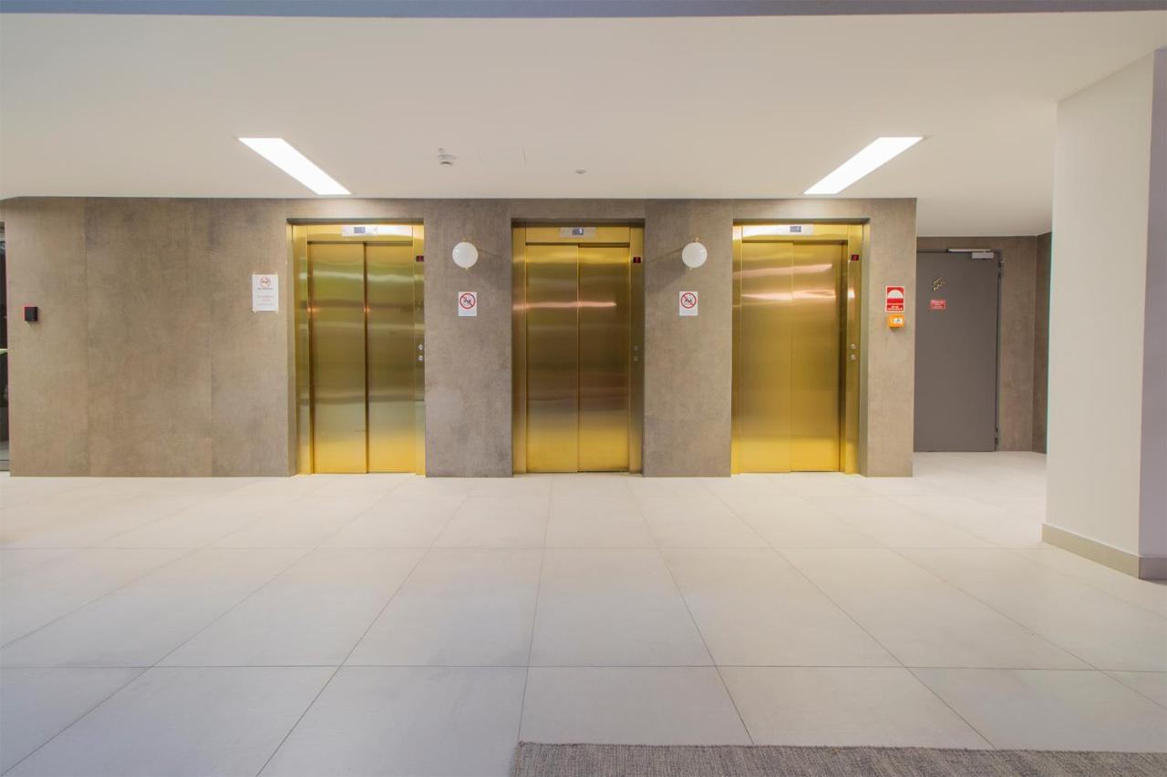 Corvin Modern Suite Budapeste Exterior foto