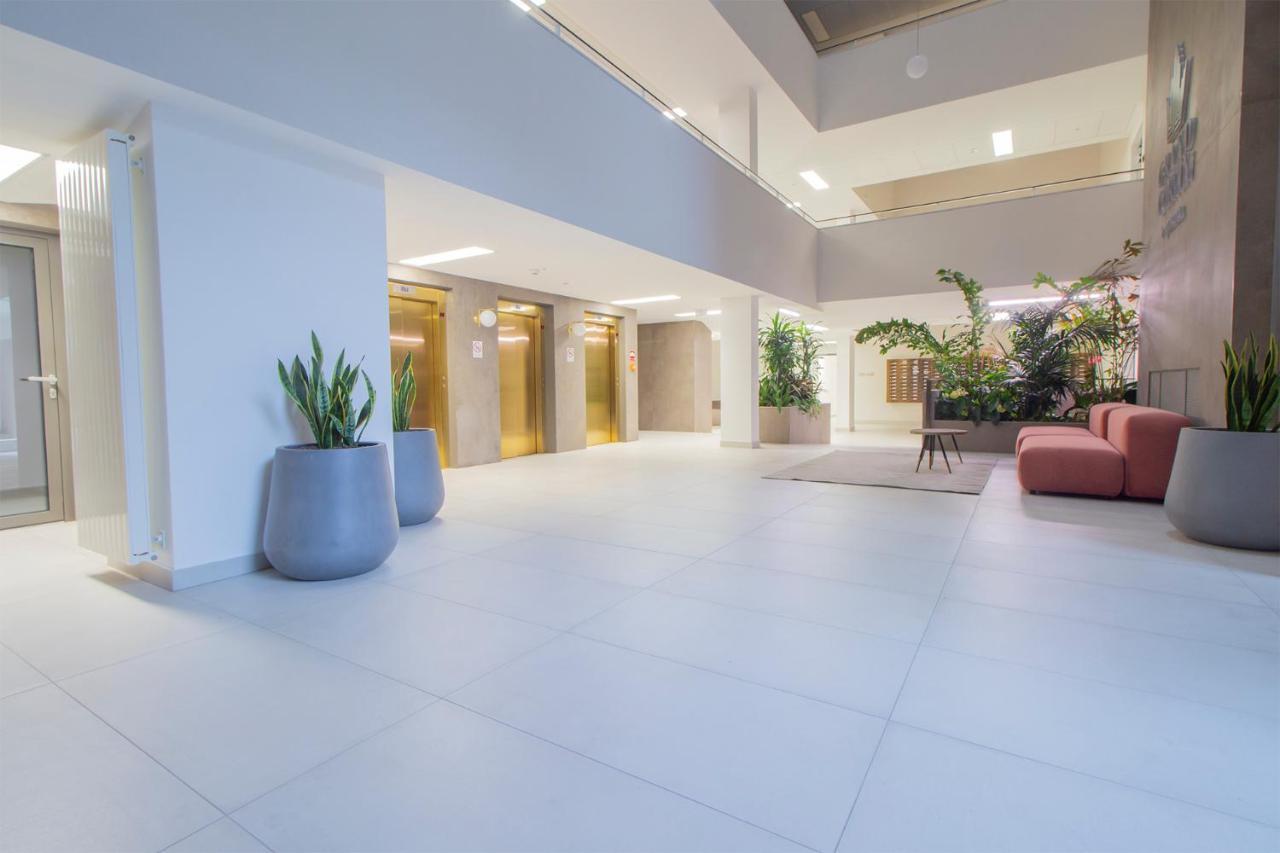 Corvin Modern Suite Budapeste Exterior foto