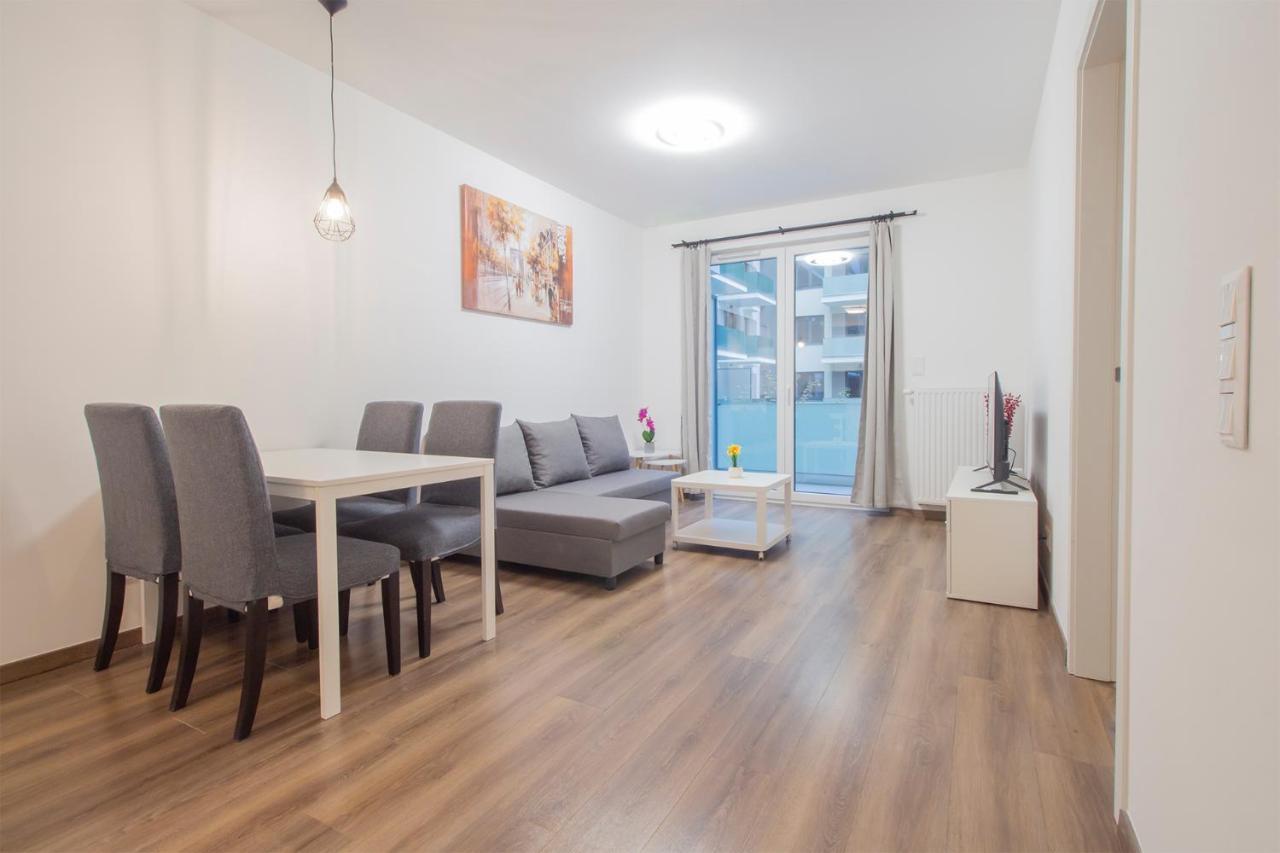 Corvin Modern Suite Budapeste Exterior foto