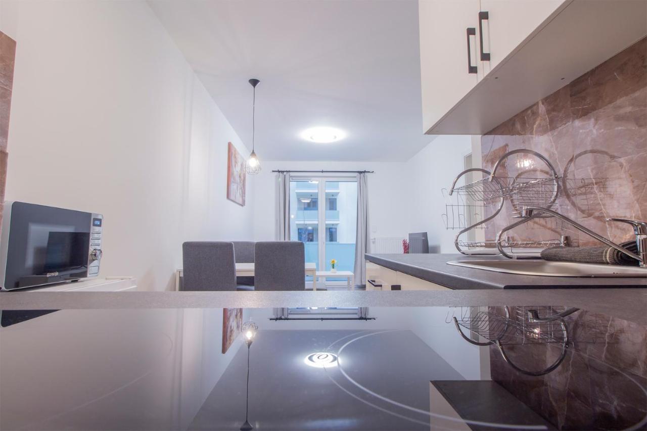 Corvin Modern Suite Budapeste Exterior foto